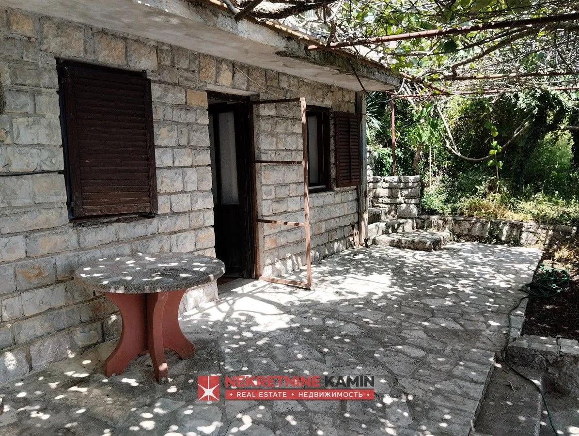 Sale, house, 210m², Markovići, Budva