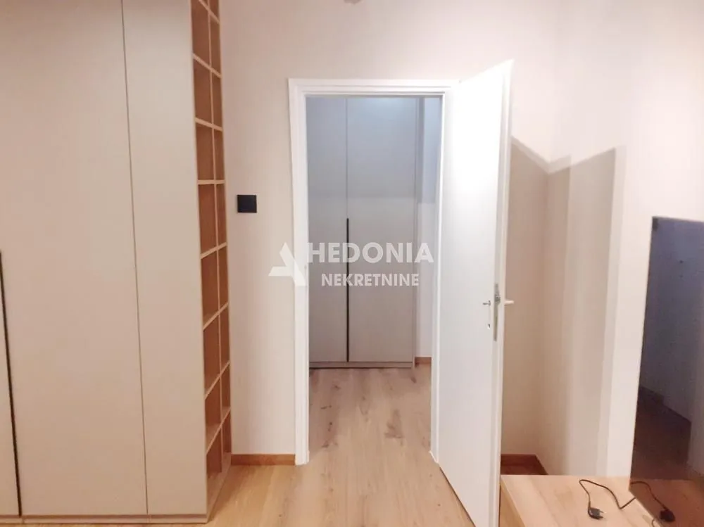 Rent, two bedroom apartment, 66m², Novi Beograd Sve Podlokacije, Beograd