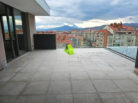 Sale, four bedroom apartment, 156m², Medijana, Niš - image 13