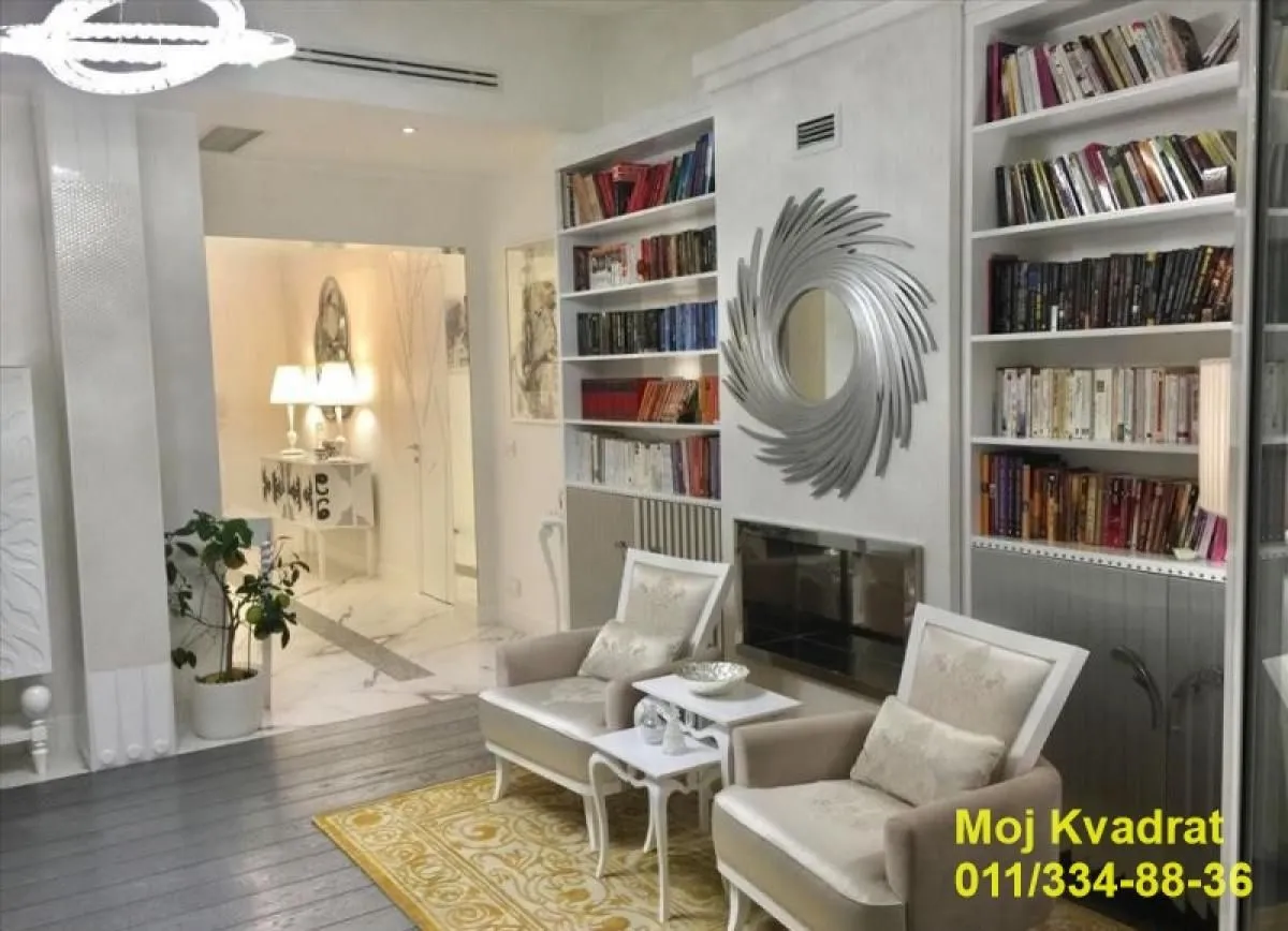 Prodaja, trosoban stan, 135m², Voždovačka Crkva, Voždovac Sve Podlokacije