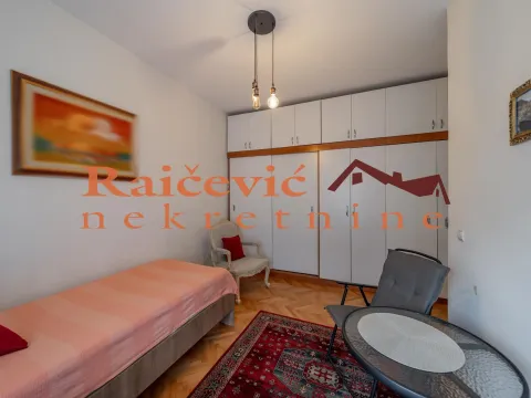 Rent, four bedroom apartment, 108m², Zvezdara Sve Podlokacije, Beograd - image 20