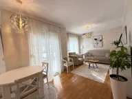 Izdavanje, jednosoban stan, 100m², City Kvart, Podgorica - image 8