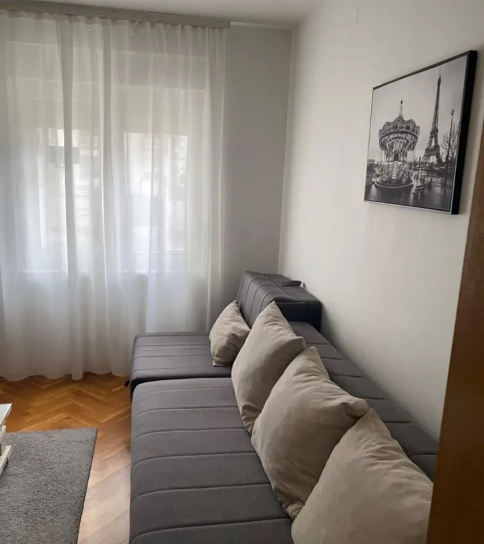 Rent, house, 28m², Blok 9, Podgorica