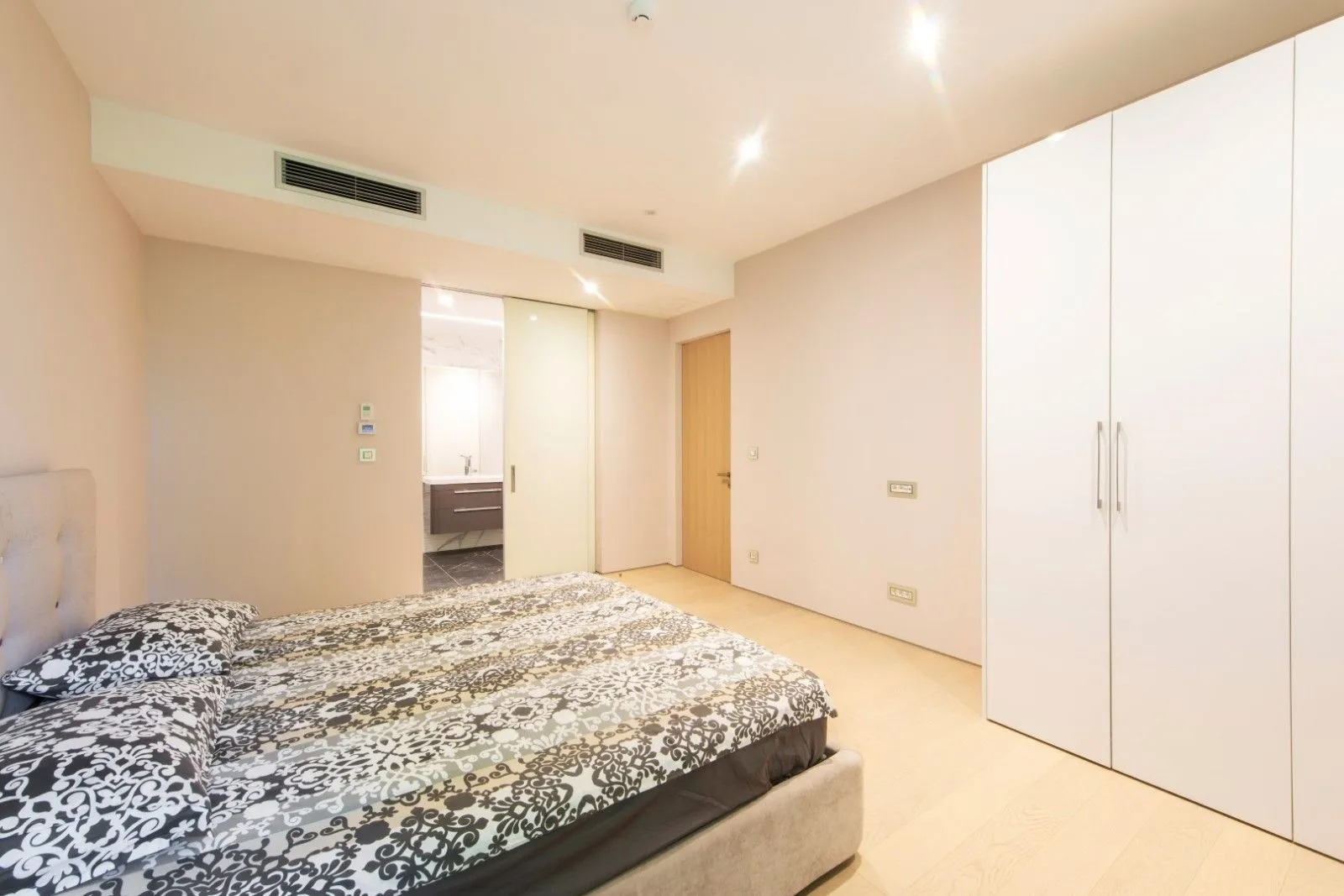 Sale, two bedroom apartment, 156m², Budva, Crna Gora