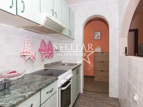 Rent, one bedroom apartment, 42m², Blok 5, Podgorica - image 5