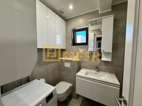 Prodaja, trosoban stan, 75m², Tivat, Crna Gora - image 8