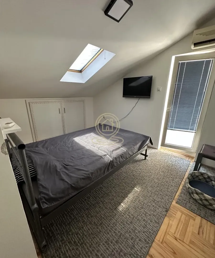 Prodaja, dvosoban stan, 90m², Medijana, Niš