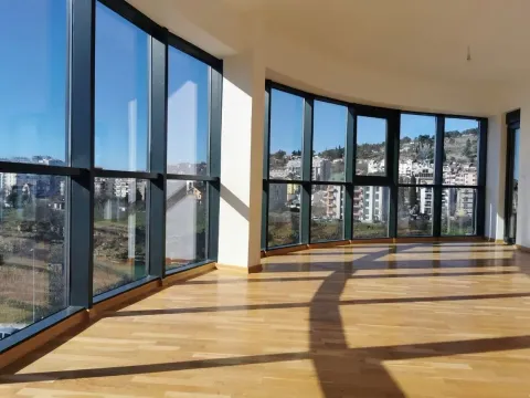 Izdavanje, trosoban stan, 117m², Zagorič, Podgorica - image 5