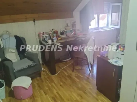 Prodaja, kuća, 240m², Surčin, Beograd - image 8