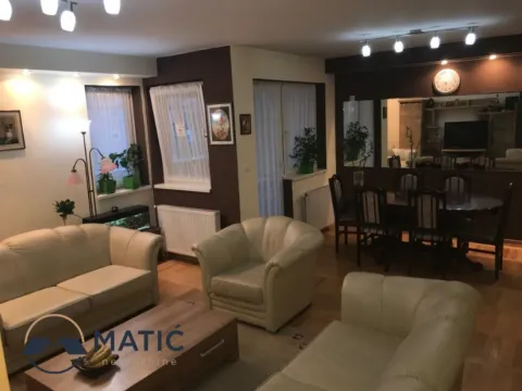 Sale, four bedroom apartment, 98m², Nova Detelinara, Novi Sad Sve Podlokacije - image 2