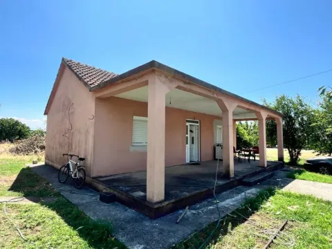 Prodaja, kuća, 117m², Zeta, Podgorica - image 2