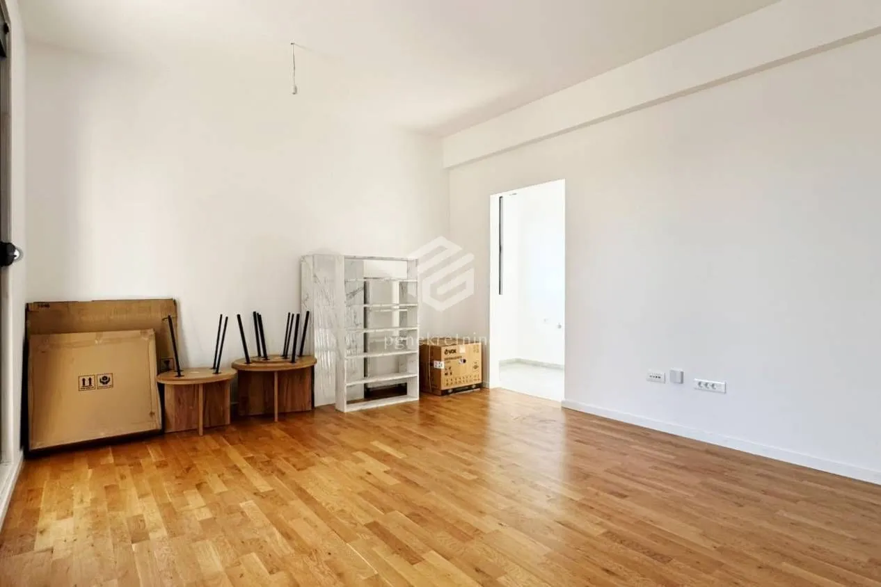 Prodaja, dvosoban stan, 64m², Tološi, Podgorica