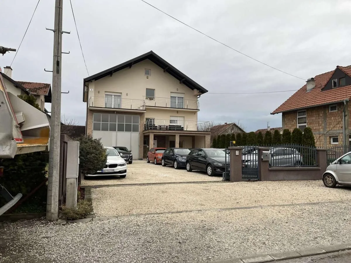 Sale, house, 402m², Adice, Novi Sad Sve Podlokacije