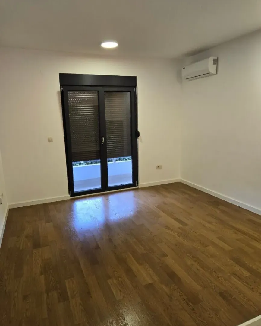 Izdavanje,  poslovni prostor, 27m2, Dalmatinska ulica, Podgorica