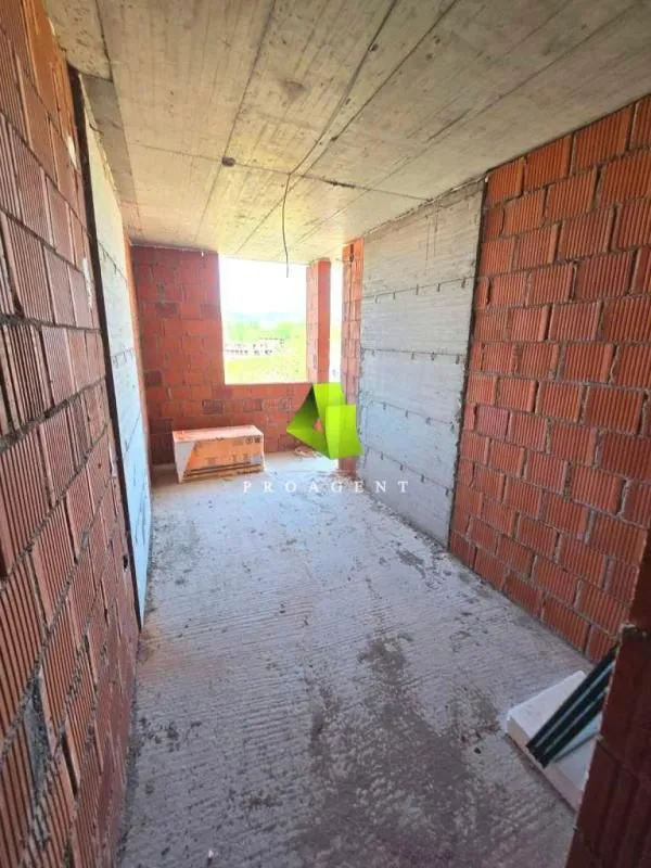 Prodaja, dvosoban stan, 65m², Donja Vrežina, Niš