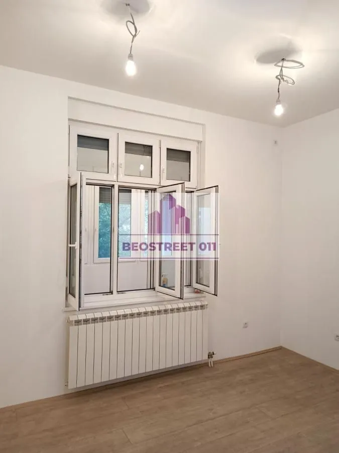 Prodaja, četvorosoban stan, 115m², Čubura, Beograd