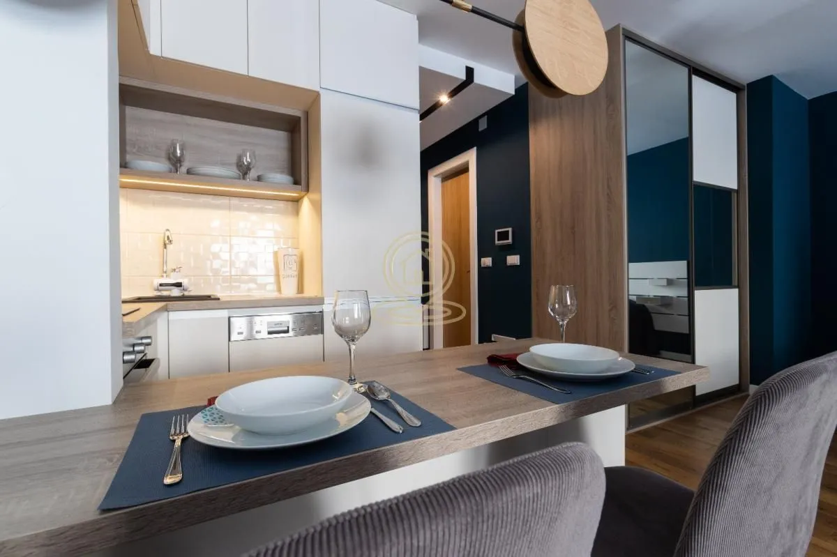 Izdavanje, jednosoban stan, 37m², Čubura, Beograd
