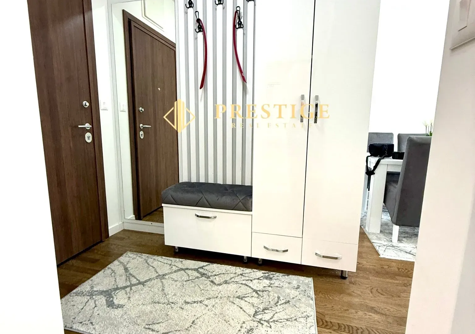 Izdavanje, jednosoban stan, 47m², Stari Aerodrom, Podgorica