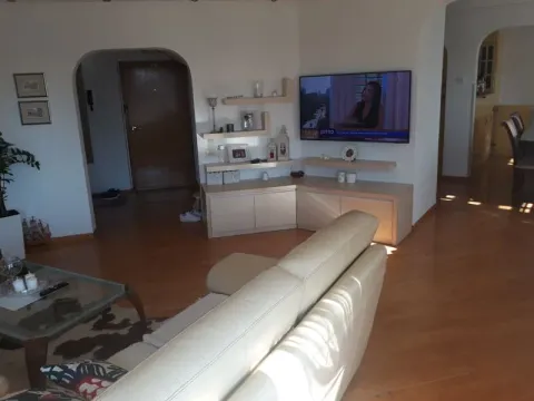 Sale, apartment, 161m², Zemun Gornji Grad, Zemun Sve Podlokacije - image 2