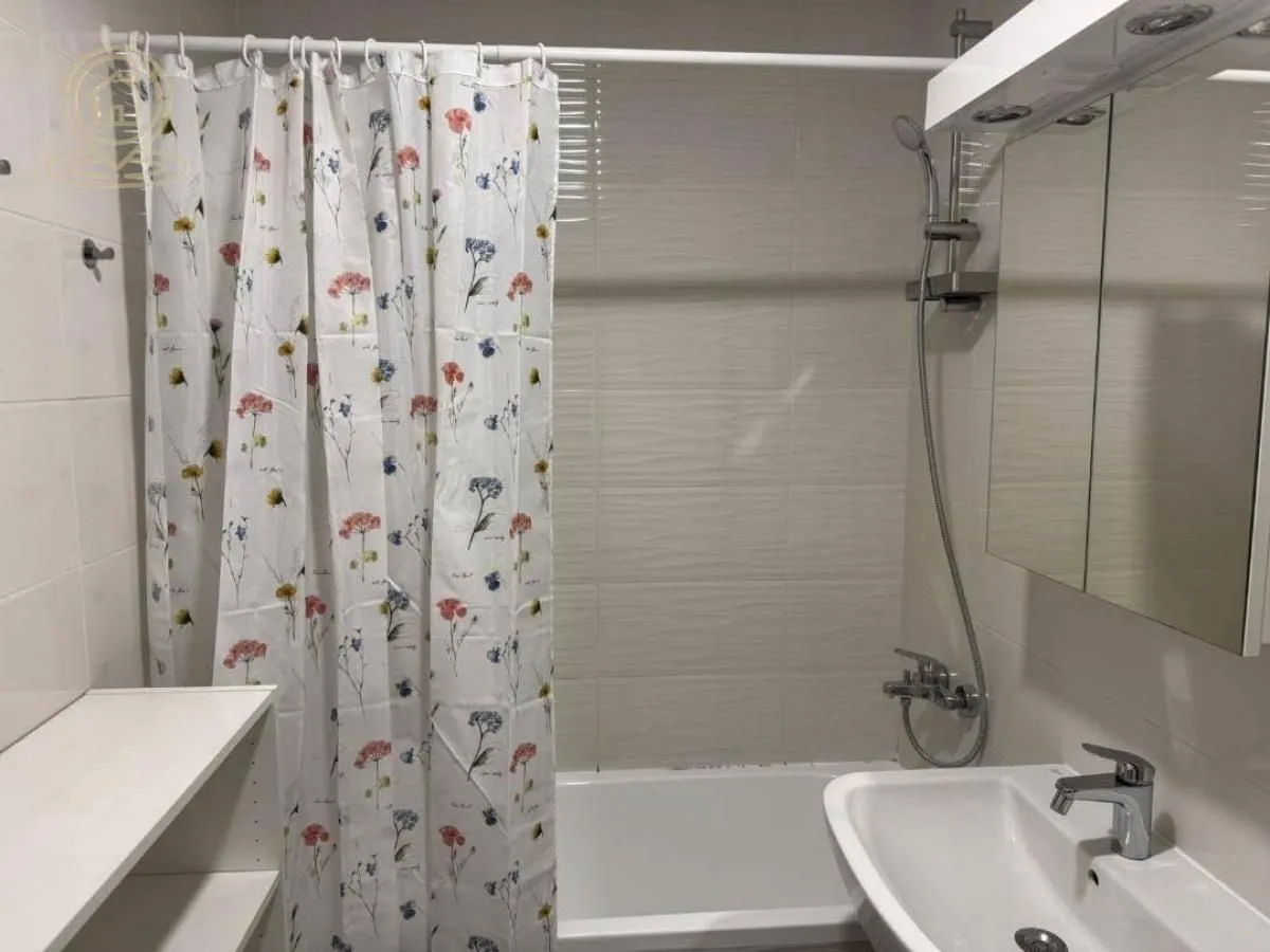 Prodaja, jednosoban stan, 45m², Rotkvarija, Novi Sad Sve Podlokacije
