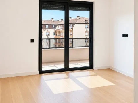 Prodaja, dvosoban stan, 118m², Preko Morače, Podgorica - image 2