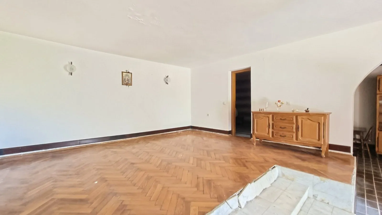 Sale, house, 480m², Petrovac, Budva