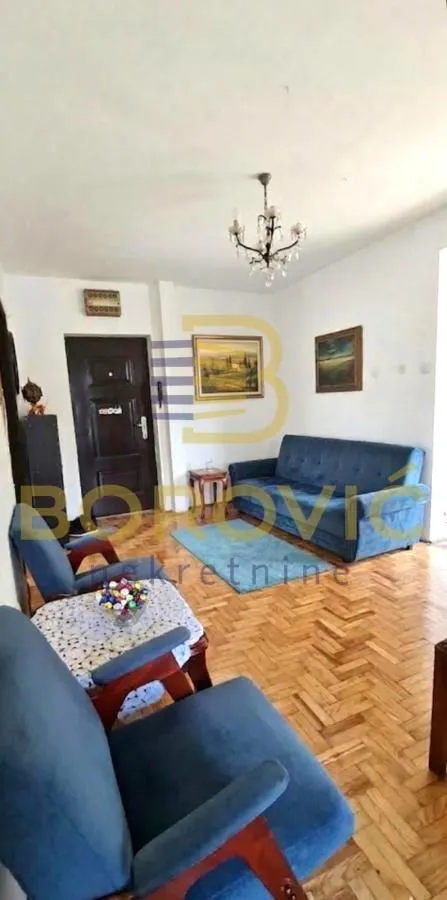 Prodaja, trosoban stan, 74m², Labudovo Brdo, Beograd
