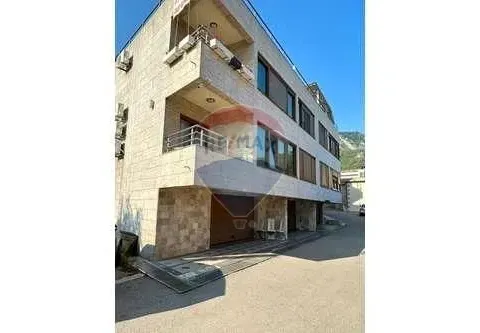 Sale, two bedroom apartment, 90m², Budva, Crna Gora - image 20