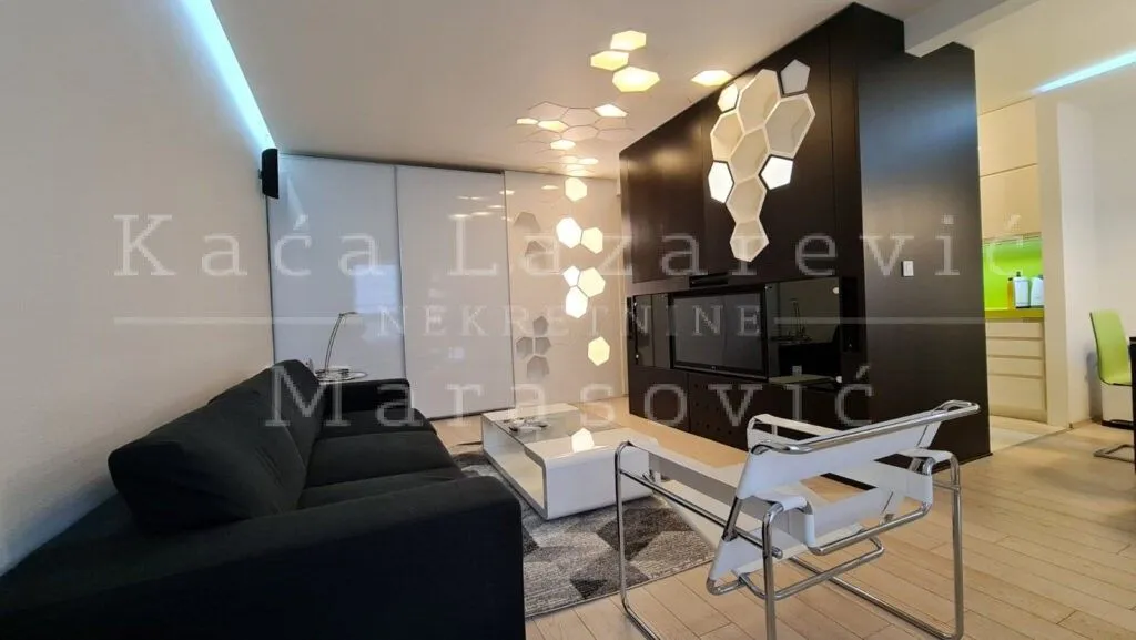 Prodaja, dvosoban stan, 68m², Belvil, Beograd