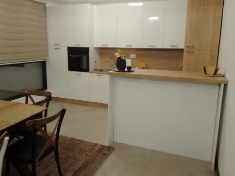 Prodaja, stan, 192m², Tivat, Crna Gora - image 4