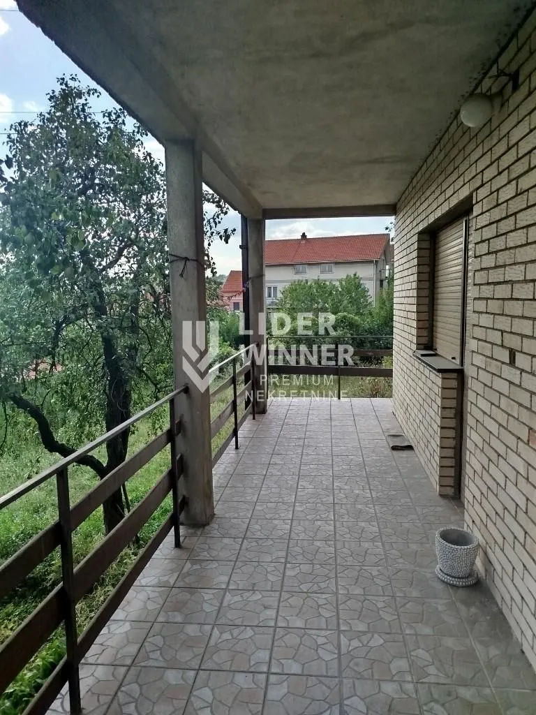 Prodaja, kuća, 319m², Kaludjerica, Grocka