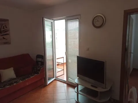 Izdavanje, kuća, 150m², Dobre Vode, Bar - image 6