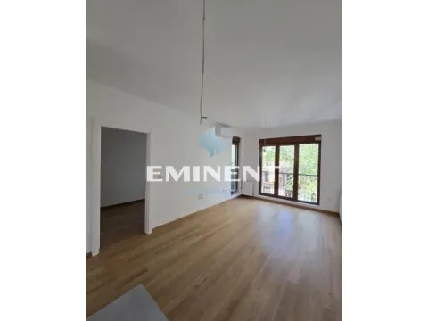 Rent, three bedroom apartment, 55m², Zemun Centar, Zemun Sve Podlokacije - image 2