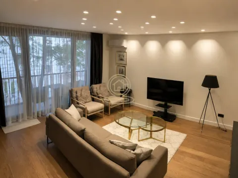 Rent, three bedroom apartment, 93m², Stari Grad, Beograd - image 4
