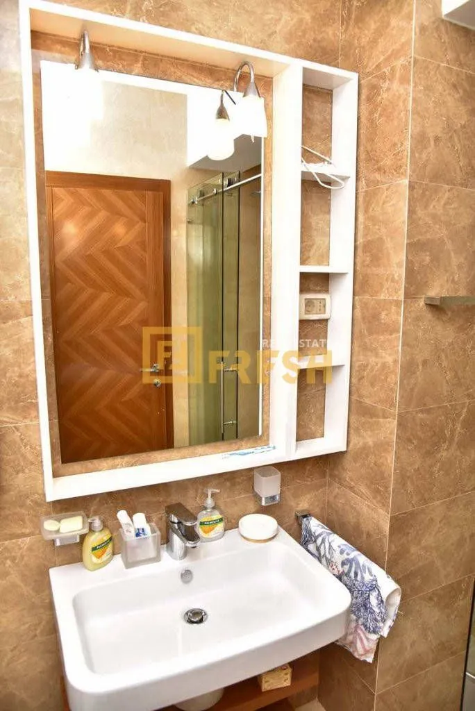 Rent, four bedroom apartment, 140m², Centar, Podgorica