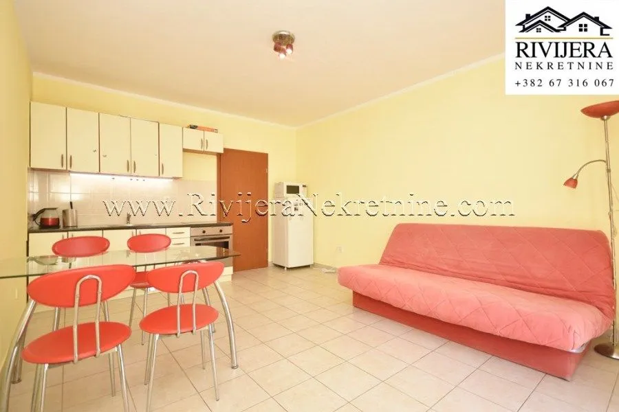 Prodaja, jednosoban stan, 46m², Baošići, Herceg Novi