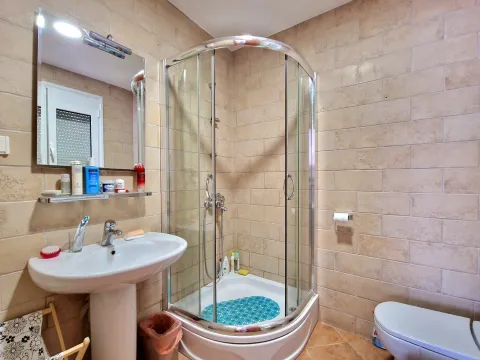 Prodaja, dvosoban stan, 95m², Kamenovo, Budva - image 20