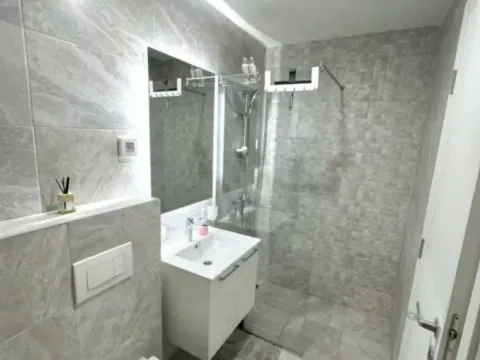 Rent, two bedroom apartment, 70m², Stari Aerodrom, Podgorica - image 6