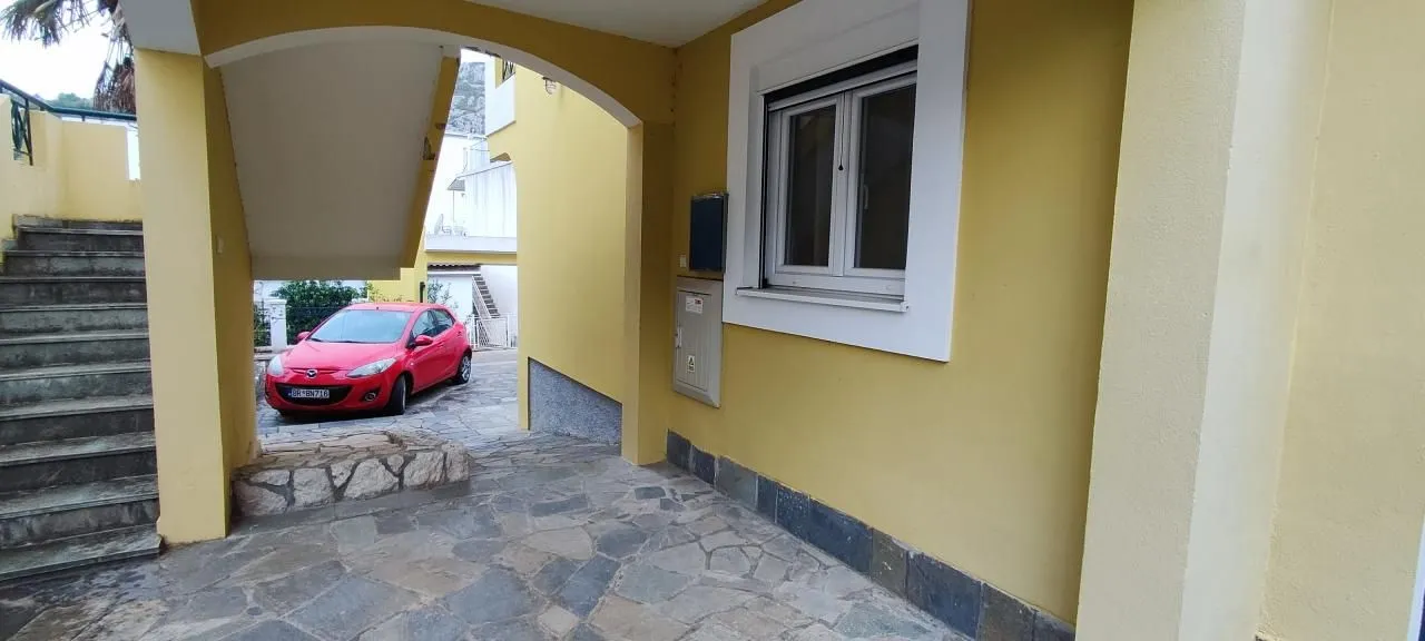 Prodaja, kuća, 200m², Sutomore, Bar