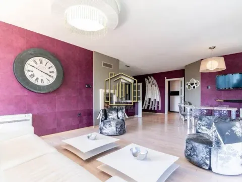 Izdavanje, trosoban stan, 140m², Preko Morače, Podgorica