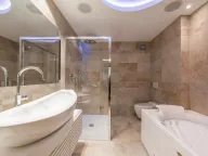 Prodaja, jednosoban stan, 115m², Centar, Budva - image 49