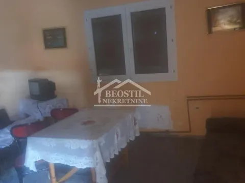 Prodaja, kuća, 204m², Vladimirci, Srbija - image 6