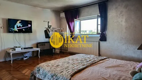 Rent, one bedroom apartment, 43m², Južni Bulevar, Vračar Sve Podlokacije - image 2