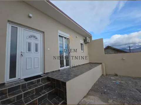 Rent, two bedroom apartment, 100m², Malo Brdo, Podgorica - image 9