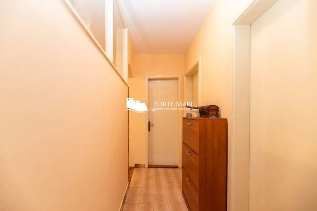 Prodaja, dvosoban stan, 75m², Kumbor, Herceg Novi