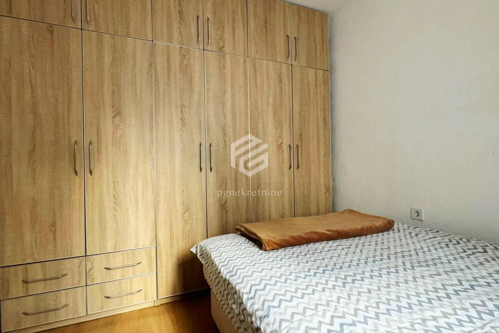 Prodaja, dvosoban stan, 48m², Kotor, Crna Gora