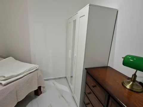 Rent, one bedroom apartment, 45m², Bulevar, Budva - image 6