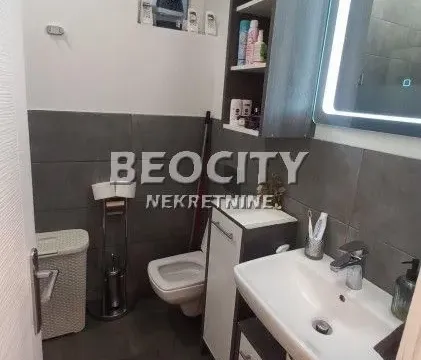 Prodaja, dvosoban stan, 59m², Centar, Novi Sad - image 5