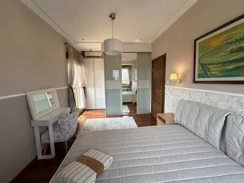 Rent, two bedroom apartment, 90m², Stari Aerodrom, Podgorica - image 11