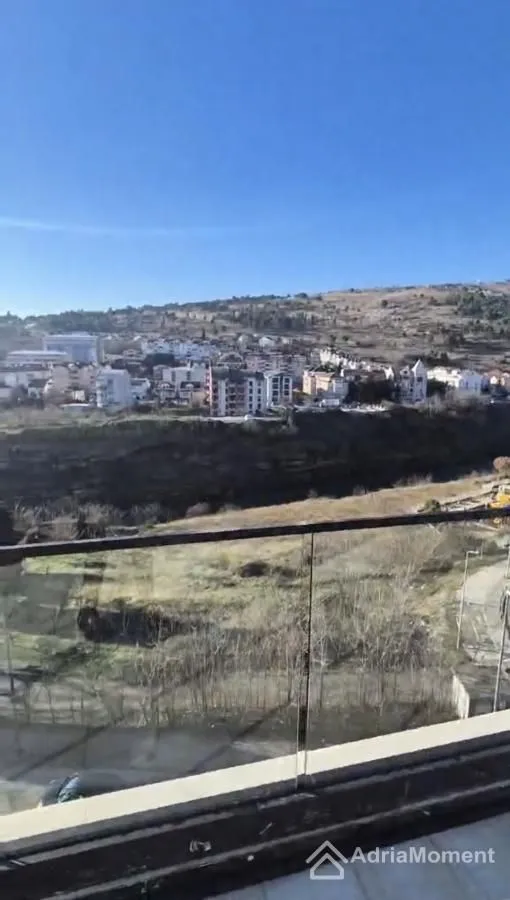 Prodaja, trosoban stan, 323m², Zagorič, Podgorica